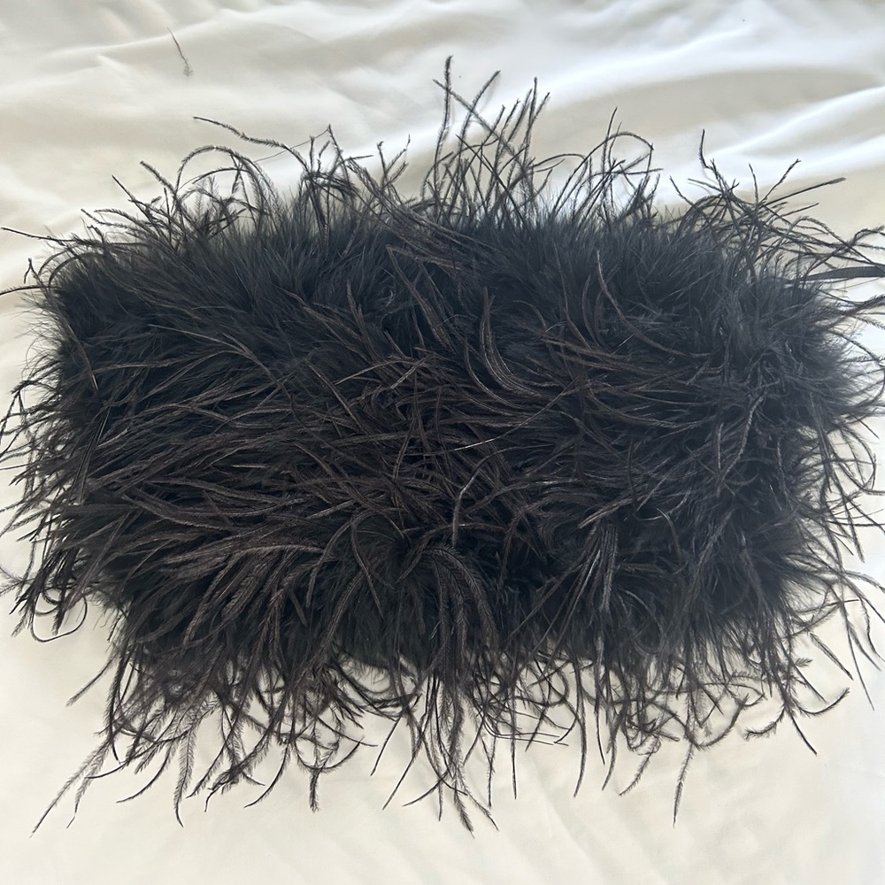 Zaina Feather Bustier Top Party 2025 - Picture 4 of 5